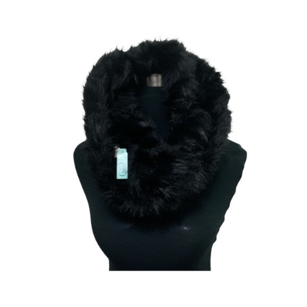 *New*Black Faux Fur Neck Warmer Scarf Women’s OS